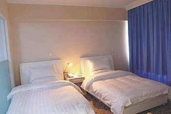 Urumqi Jingu Hotel Ngoại thất bức ảnh