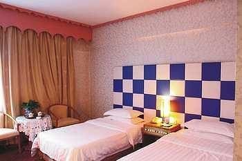 Urumqi Jingu Hotel Ngoại thất bức ảnh