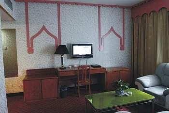 Urumqi Jingu Hotel Ngoại thất bức ảnh
